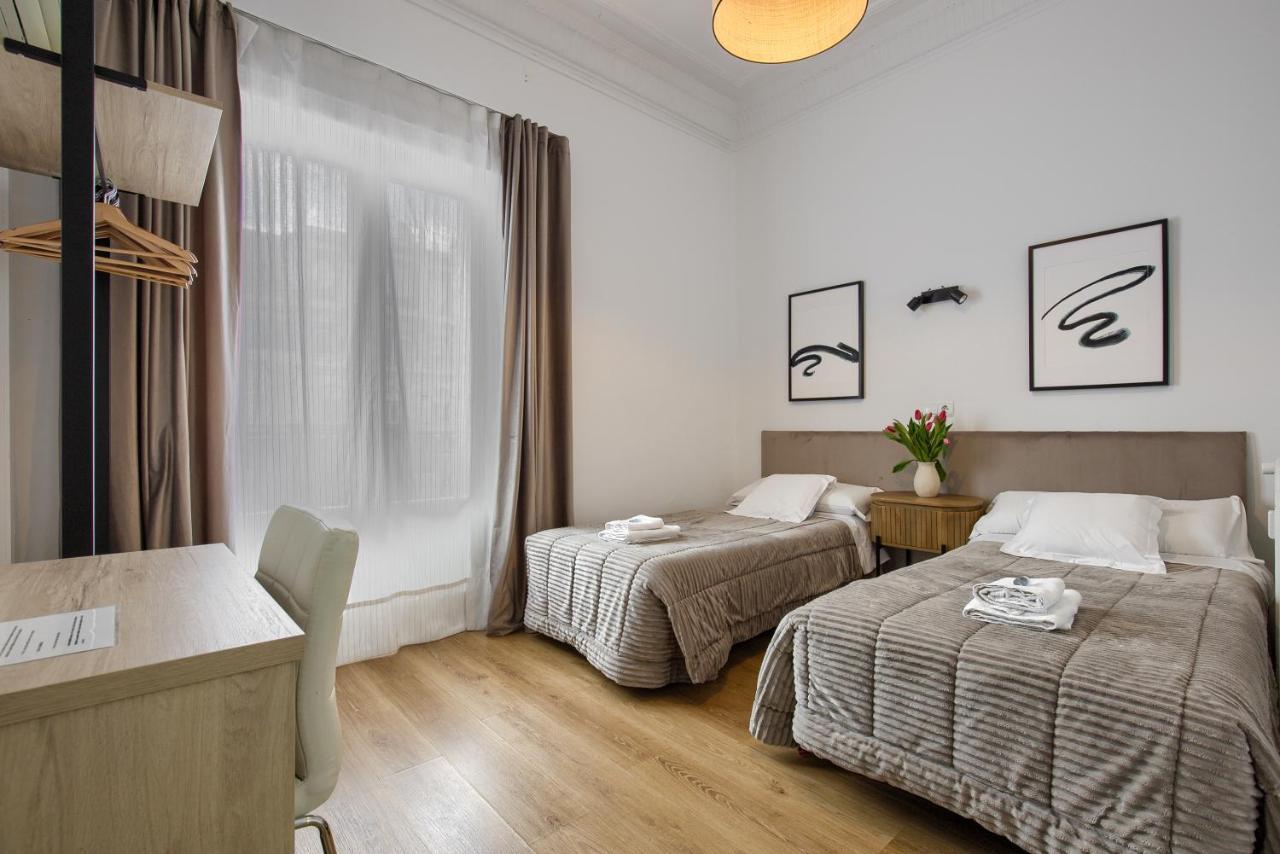Hostal Besaya Madryt Zewnętrze zdjęcie