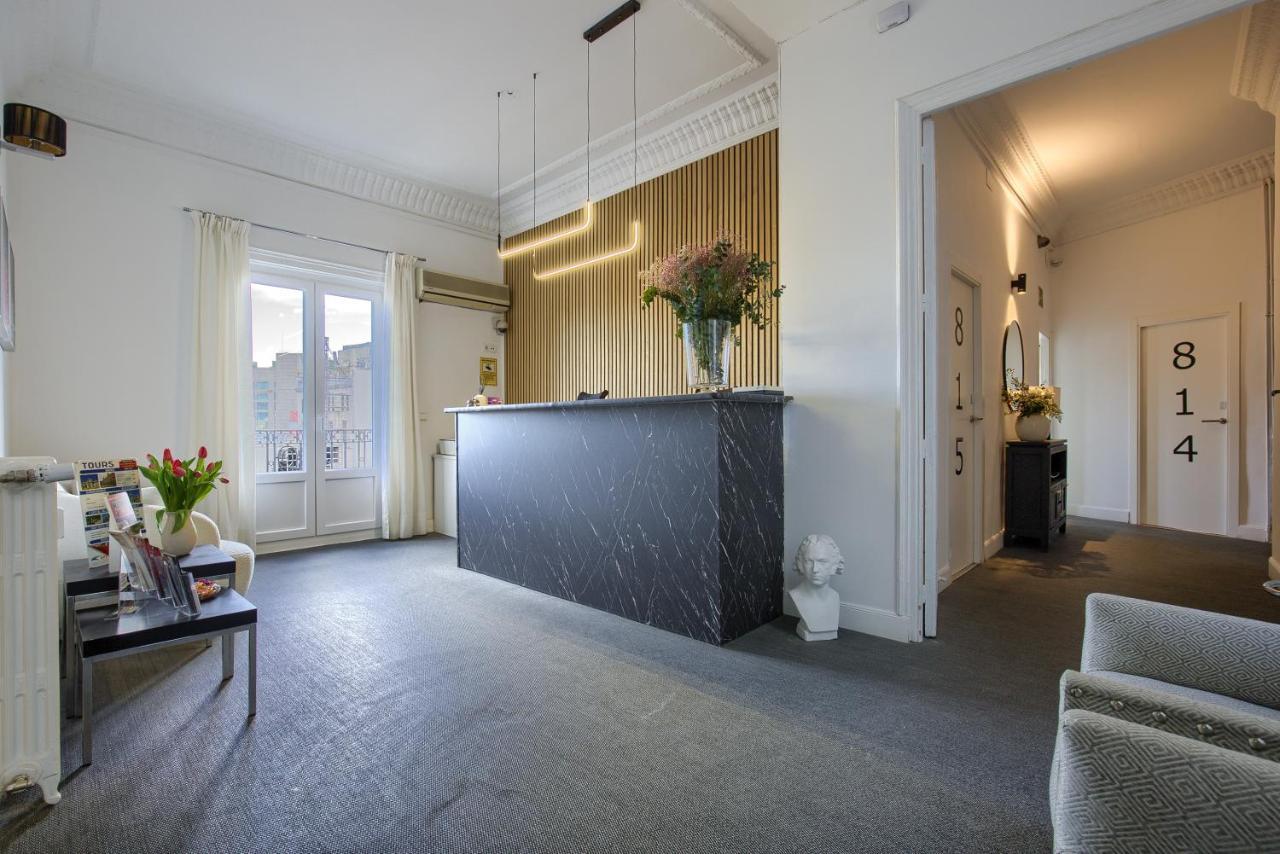 Hostal Besaya Madryt Zewnętrze zdjęcie