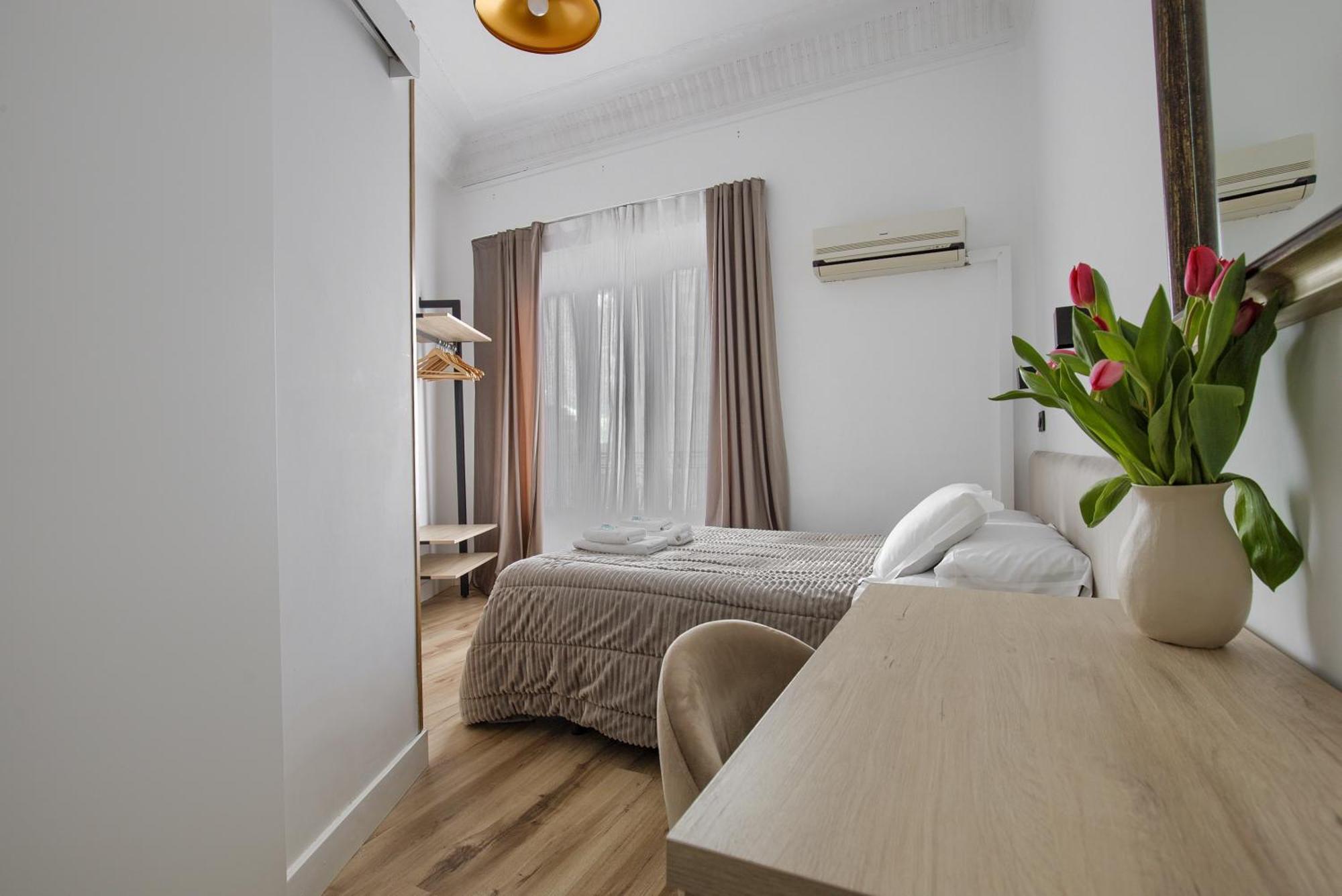 Hostal Besaya Madryt Zewnętrze zdjęcie