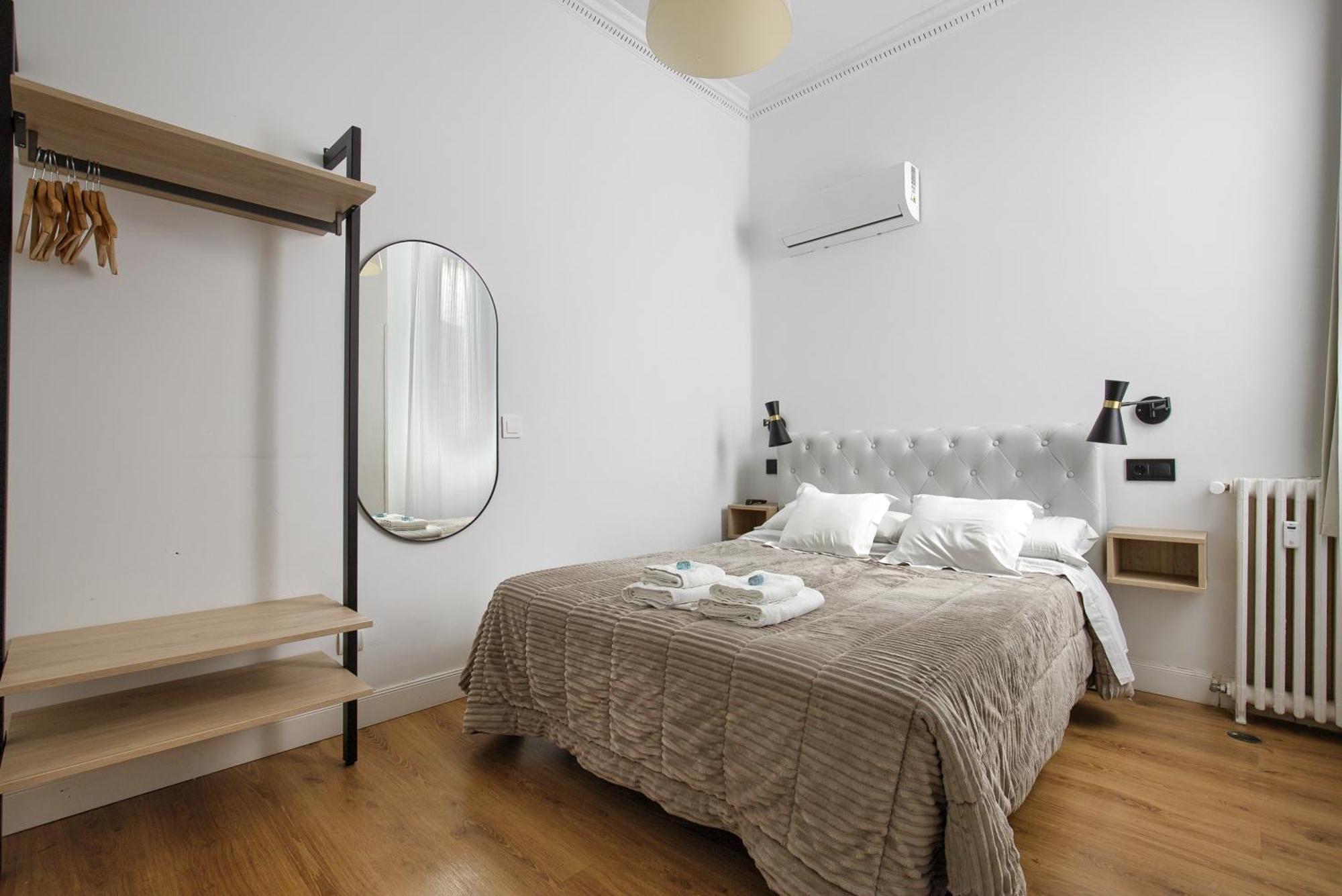 Hostal Besaya Madryt Zewnętrze zdjęcie