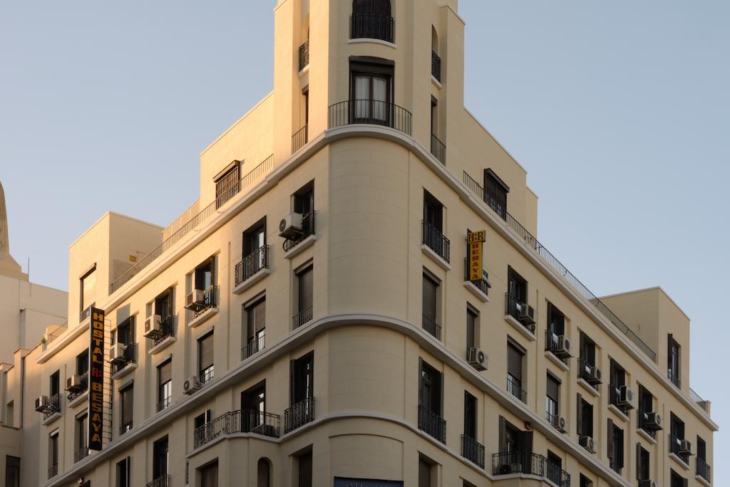 Hostal Besaya Madryt Zewnętrze zdjęcie